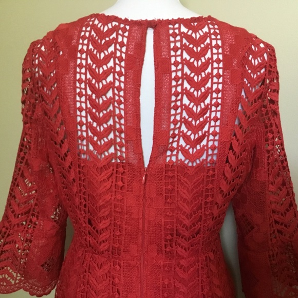 NWT $139 GIANNI BINI red lace flare sleeve dress 6 - Picture 6 of 8